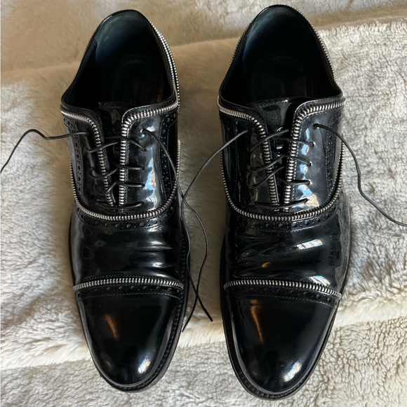 Louis Vuitton patent leather Baroque lace ups - Picture 4 of 4